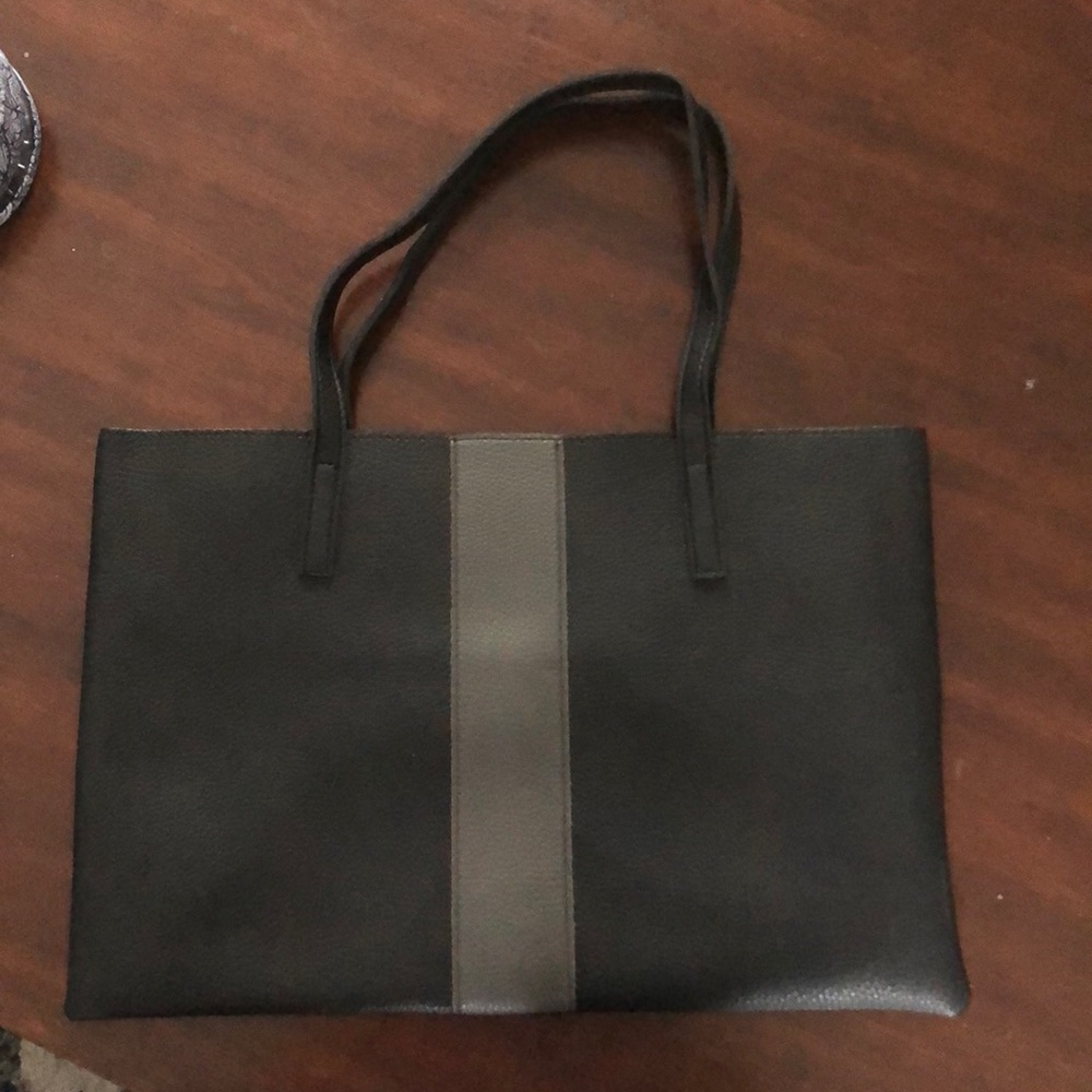 Vince Camuto tote